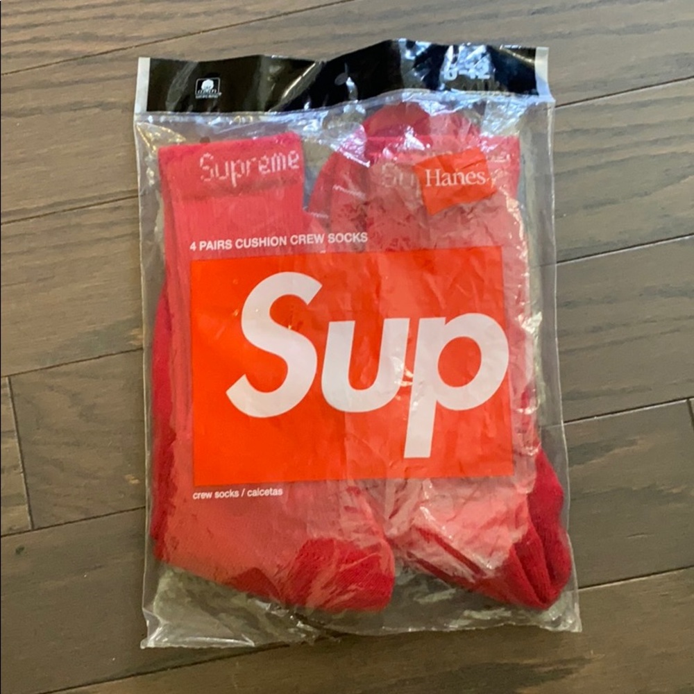 LAST SINGLE PAIR Supreme Socks